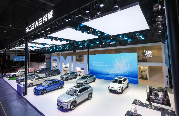 2025媒体管家:俞经民回归上汽乘用车:荣威是“新大众” 放眼全球“卷价值”