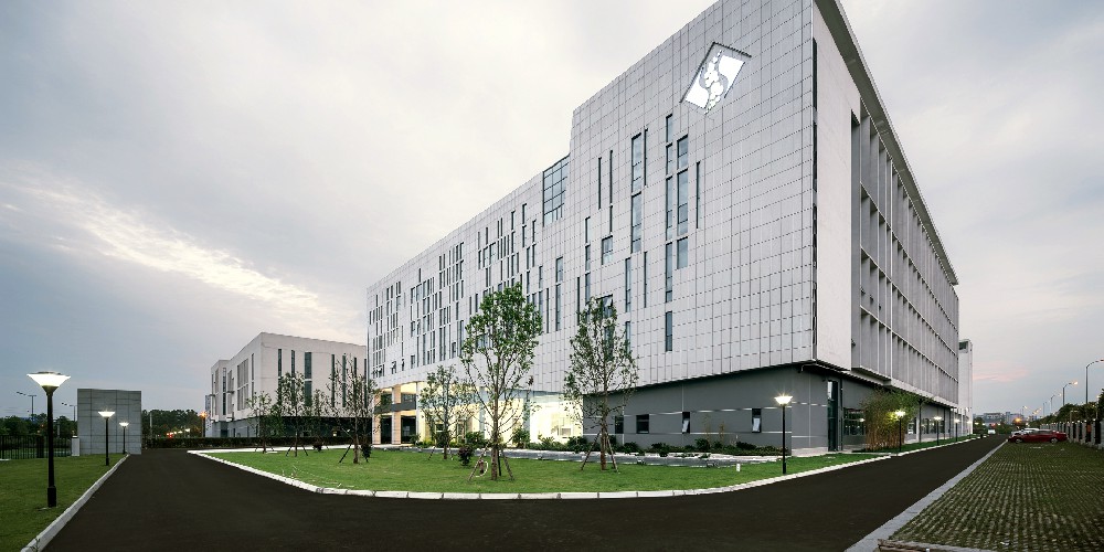 2025媒体管家:放弃新药末线治疗研究背后 微芯生物在手现金不足2亿元