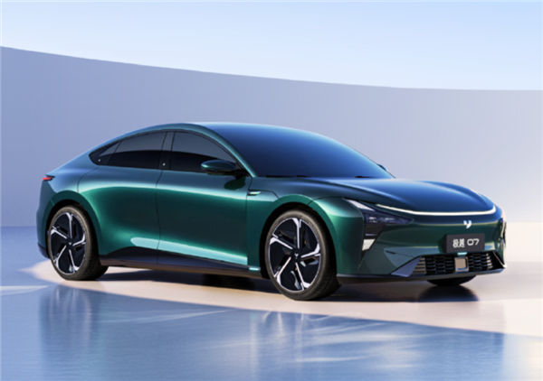 极越汽车致全体债权人：流落在外未登记的车辆 应立即停止使用